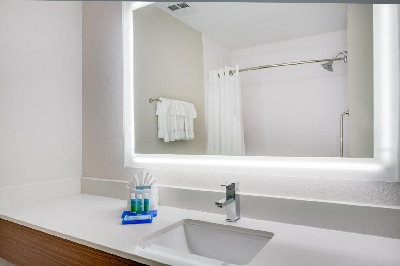 Holiday Inn Express & Suites. By Ihg Fleming Island Экстерьер фото